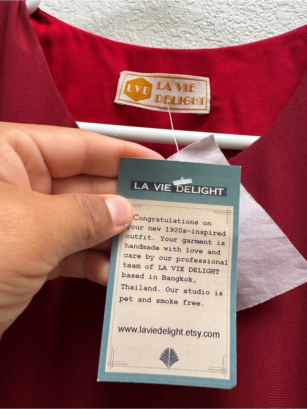 La Vie Delight Great Gatsby Dress Sleeveless Tiered Midi Dress in Wine Red M - Picture 6 of 12